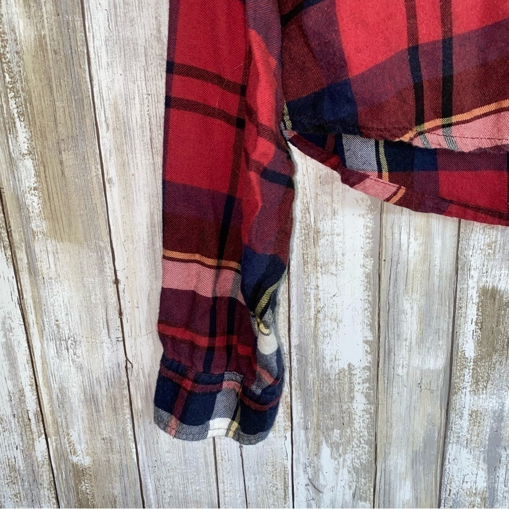 American Eagle Cozy Cabin Cropped Hoodie Flannel - Picture 5 of 8